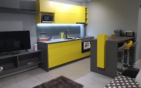 Travel Homzzz Central Apartments - Piata Trandafirilor